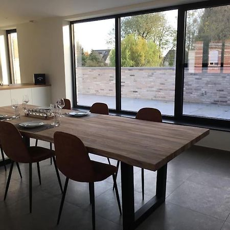 Leuk Overnachten In Hartje Laarne, Dicht Bij Gent! Bagian luar foto